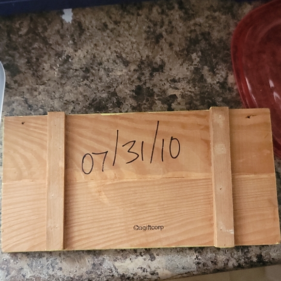 Decorative wooden display from 2010. - Picture 3 of 3